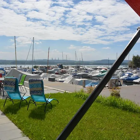 Leben Im Hafen Am Idyllischen Murtensee Apartamento Guevaux