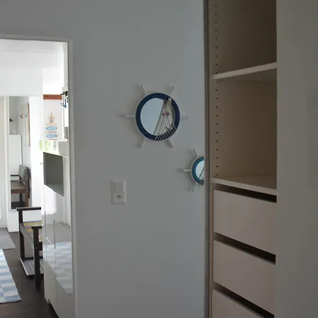 Leben Im Hafen Am Idyllischen Murtensee