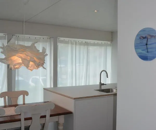 Appartement Leben Im Hafen Am Idyllischen Murtensee *