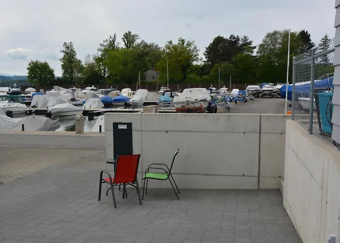 Leben Im Hafen Am Idyllischen Murtensee Appartement Guevaux