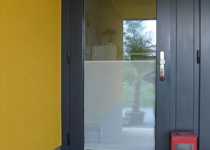 Leben Im Hafen Am Idyllischen Murtensee * Guevaux