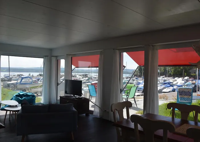 Leben Im Hafen Am Idyllischen Murtensee Appartement Guevaux